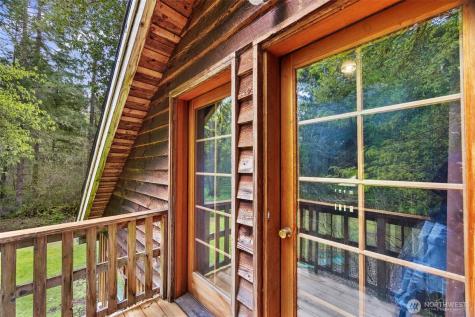 22110 Elbow Lake Road SE Yelm WA 98597