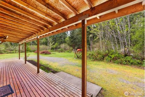 22110 Elbow Lake Road SE Yelm WA 98597
