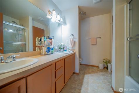 1409 51st Place NE Auburn WA 98002