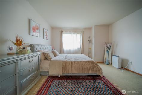1409 51st Place NE Auburn WA 98002