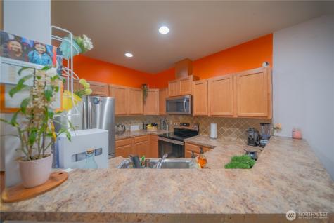 1409 51st Place NE Auburn WA 98002