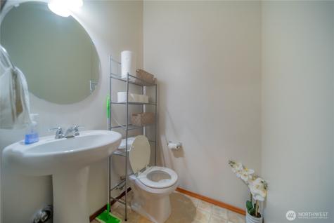 1409 51st Place NE Auburn WA 98002