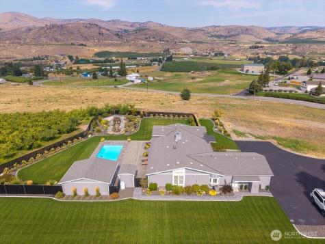 1315 Green Avenue Manson WA 98831
