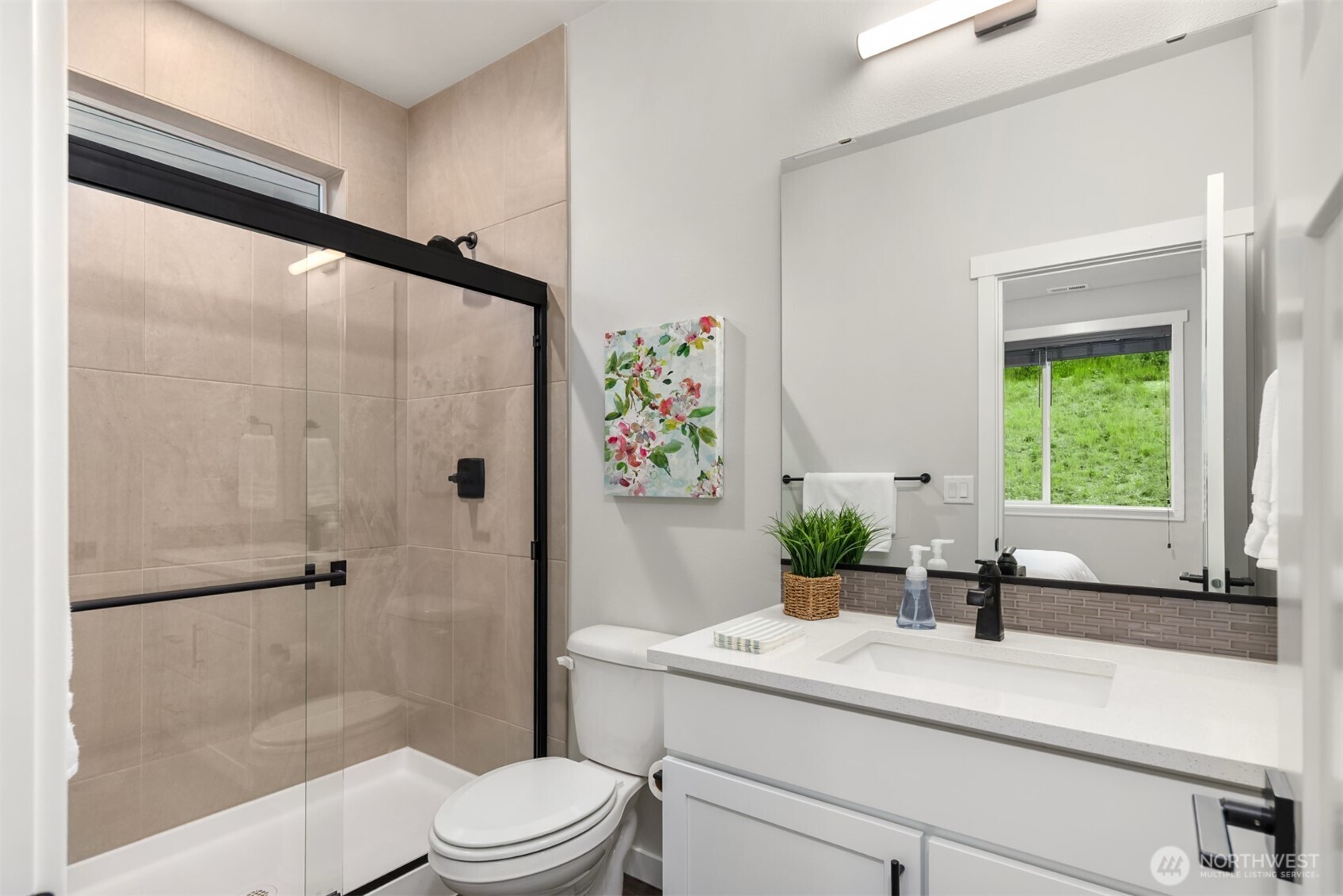 1762 NE Crystallia Court Poulsbo WA 98370