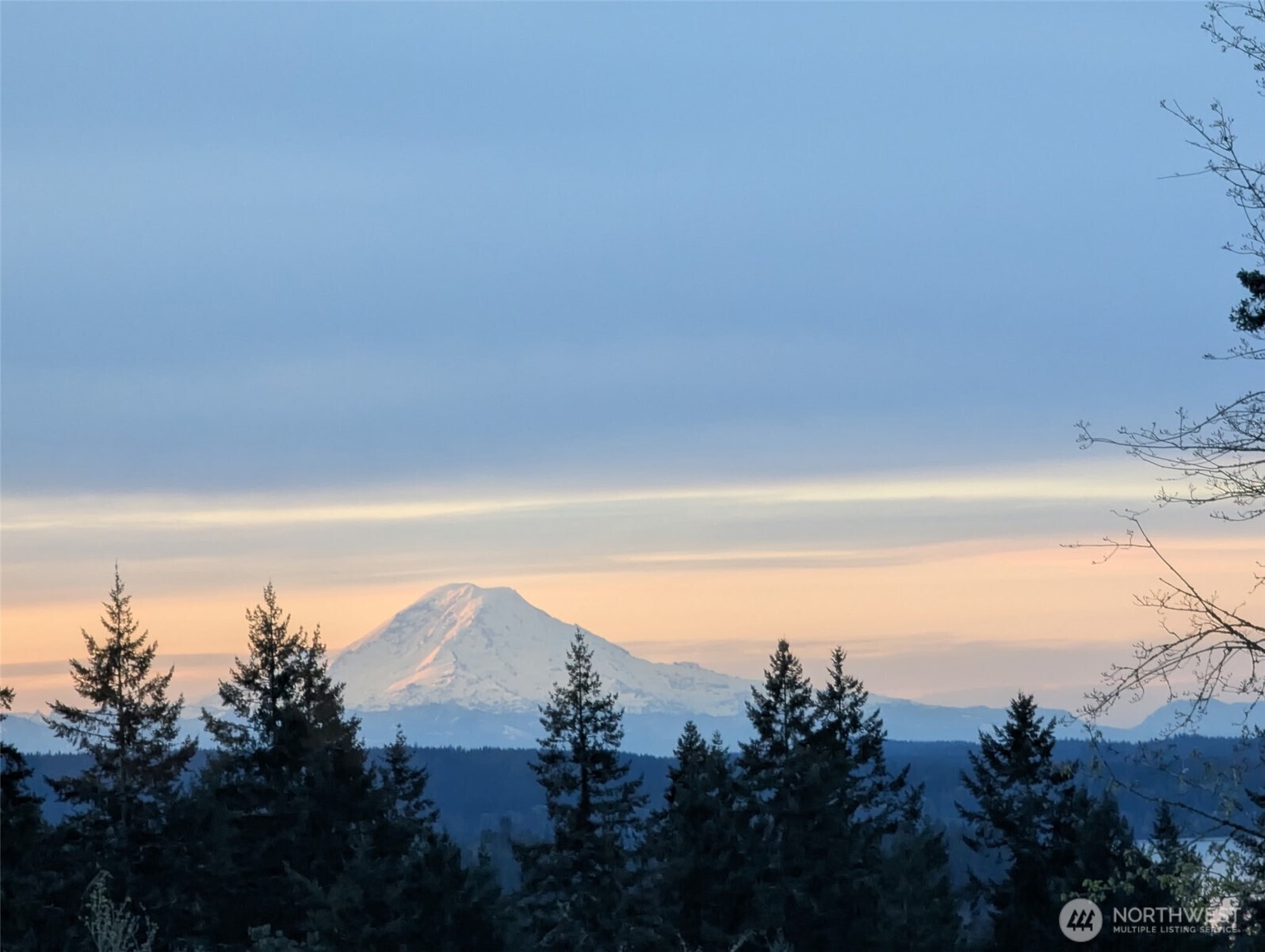 1762 NE Crystallia Court Poulsbo WA 98370