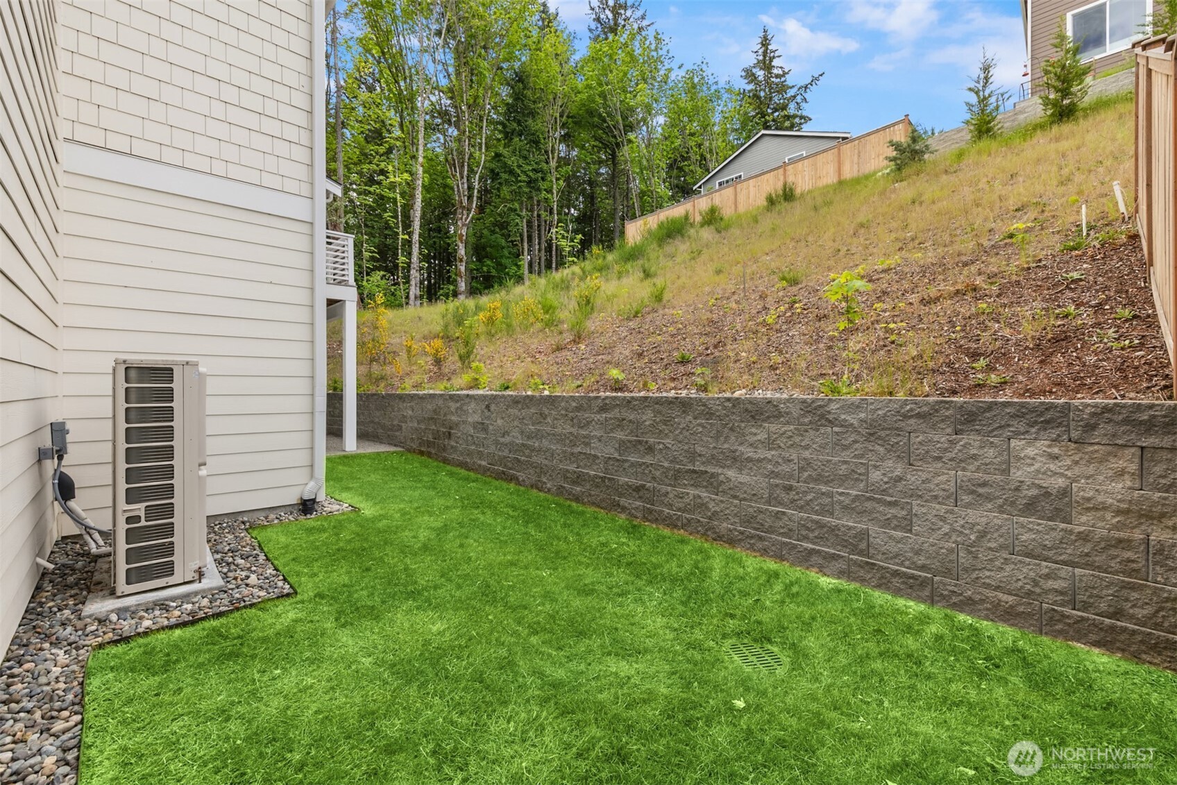 1762 NE Crystallia Court Poulsbo WA 98370