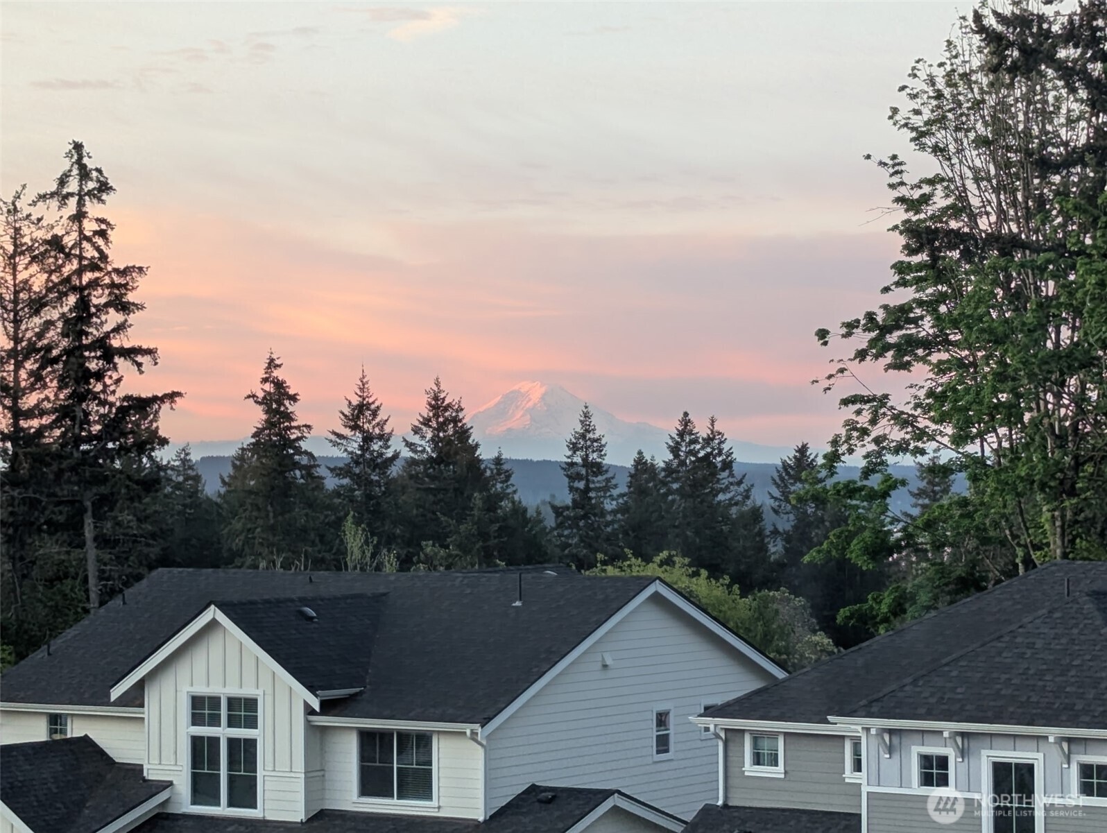 1762 NE Crystallia Court Poulsbo WA 98370