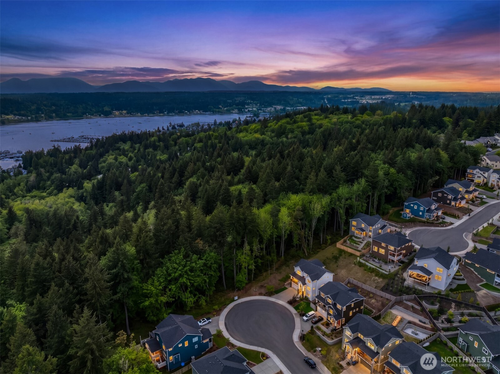 1762 NE Crystallia Court Poulsbo WA 98370