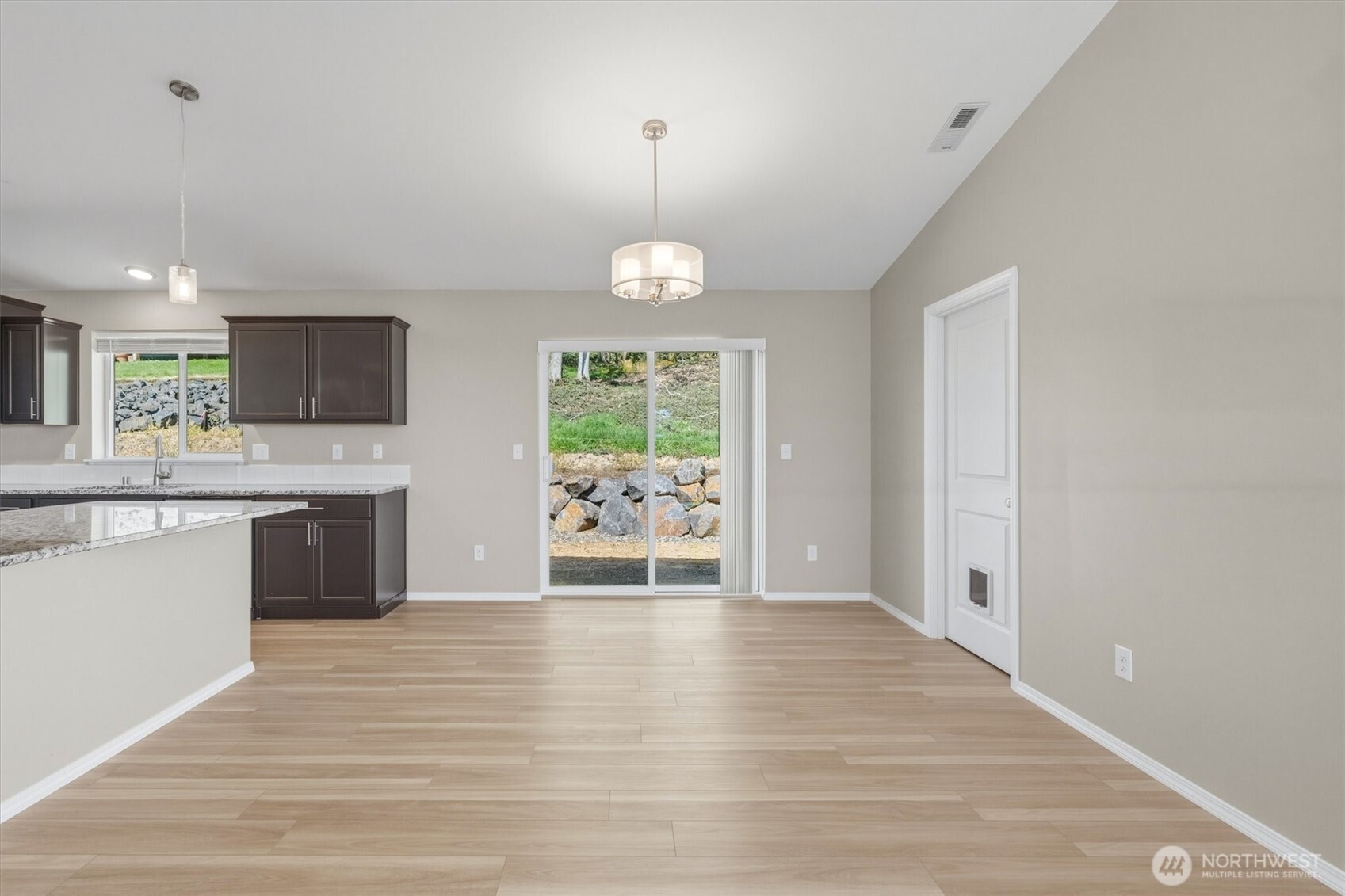 9 Curtis Longview WA 98632