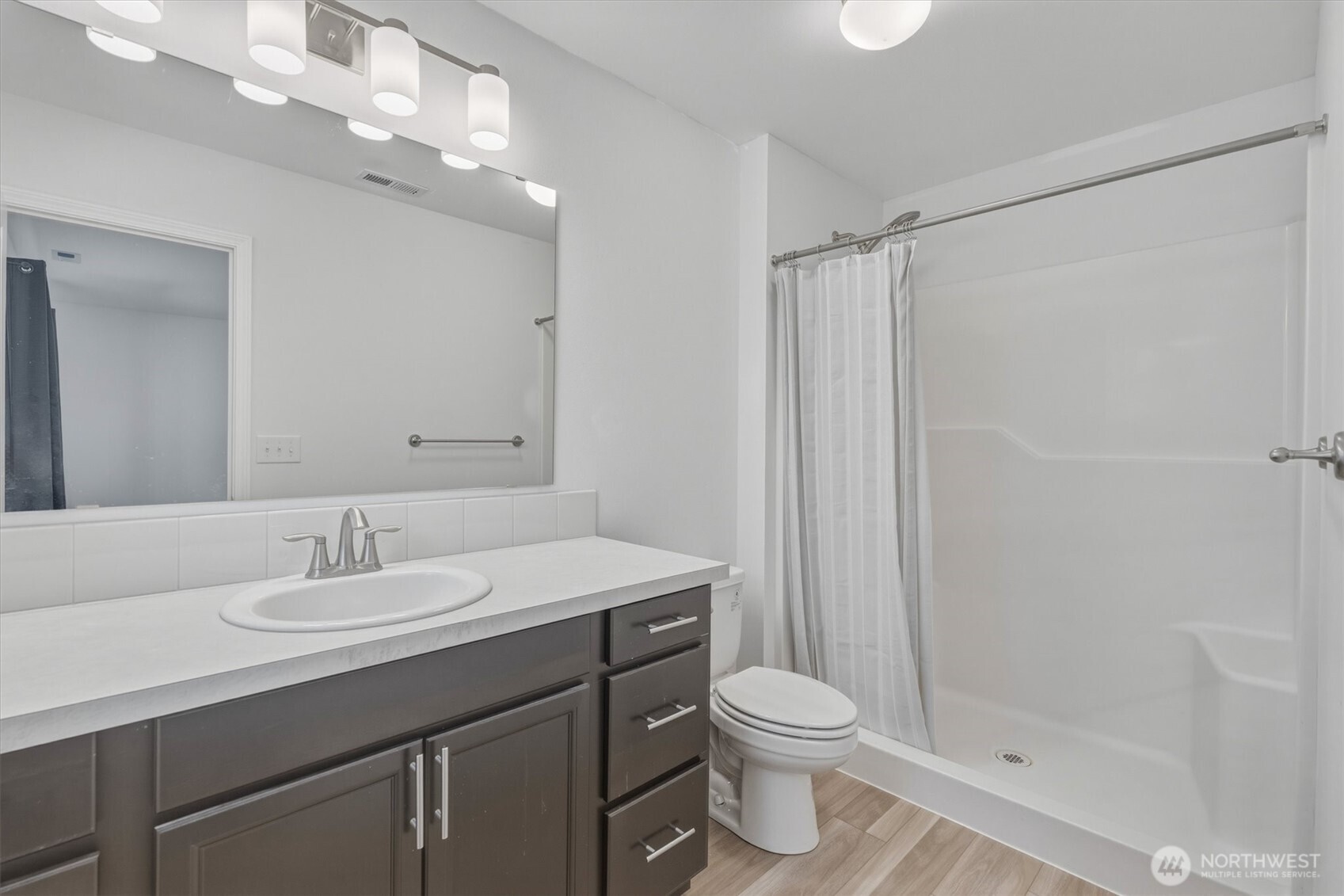 9 Curtis Longview WA 98632