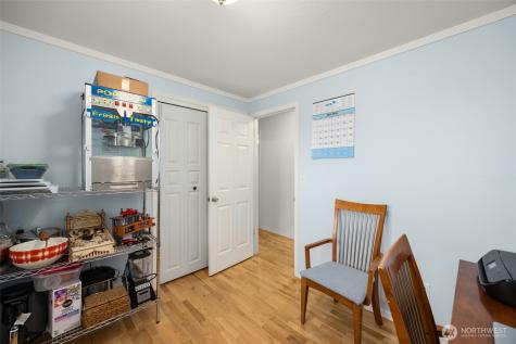 7627 NE 202nd Place Kenmore WA 98028