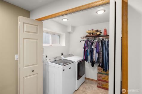 7627 NE 202nd Place Kenmore WA 98028