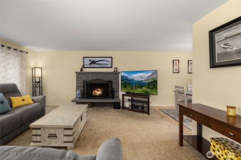 7627 NE 202nd Place Kenmore WA 98028