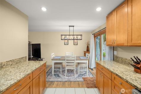 7627 NE 202nd Place Kenmore WA 98028