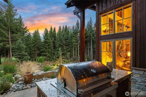 820 Iron Monarch Loop Cle Elum WA 98922