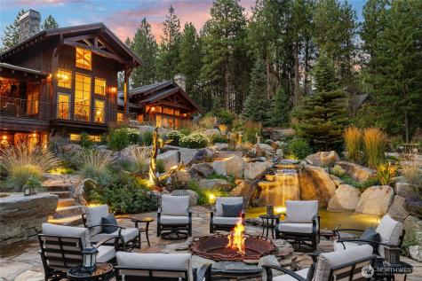 820 Iron Monarch Loop Cle Elum WA 98922