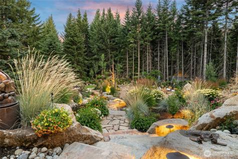 820 Iron Monarch Loop Cle Elum WA 98922