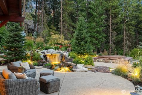 820 Iron Monarch Loop Cle Elum WA 98922