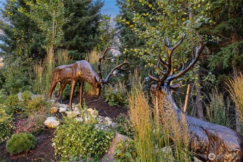 820 Iron Monarch Loop Cle Elum WA 98922