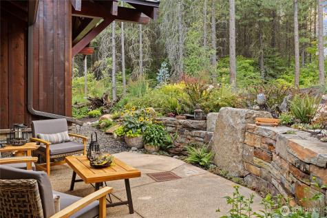 820 Iron Monarch Loop Cle Elum WA 98922