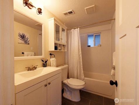 23004 52nd Avenue W Mountlake Terrace WA 98043
