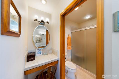 2597 West Beach Road Oak Harbor WA 98277