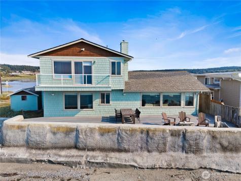2597 West Beach Road Oak Harbor WA 98277
