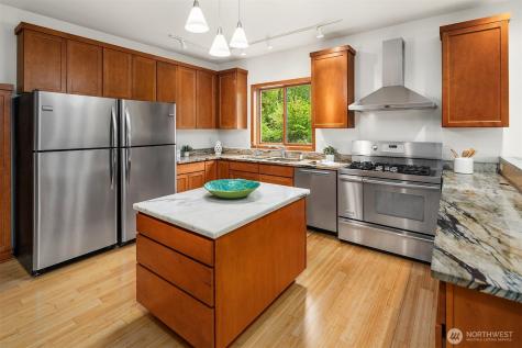 14730 75th Avenue NE Kenmore WA 98028