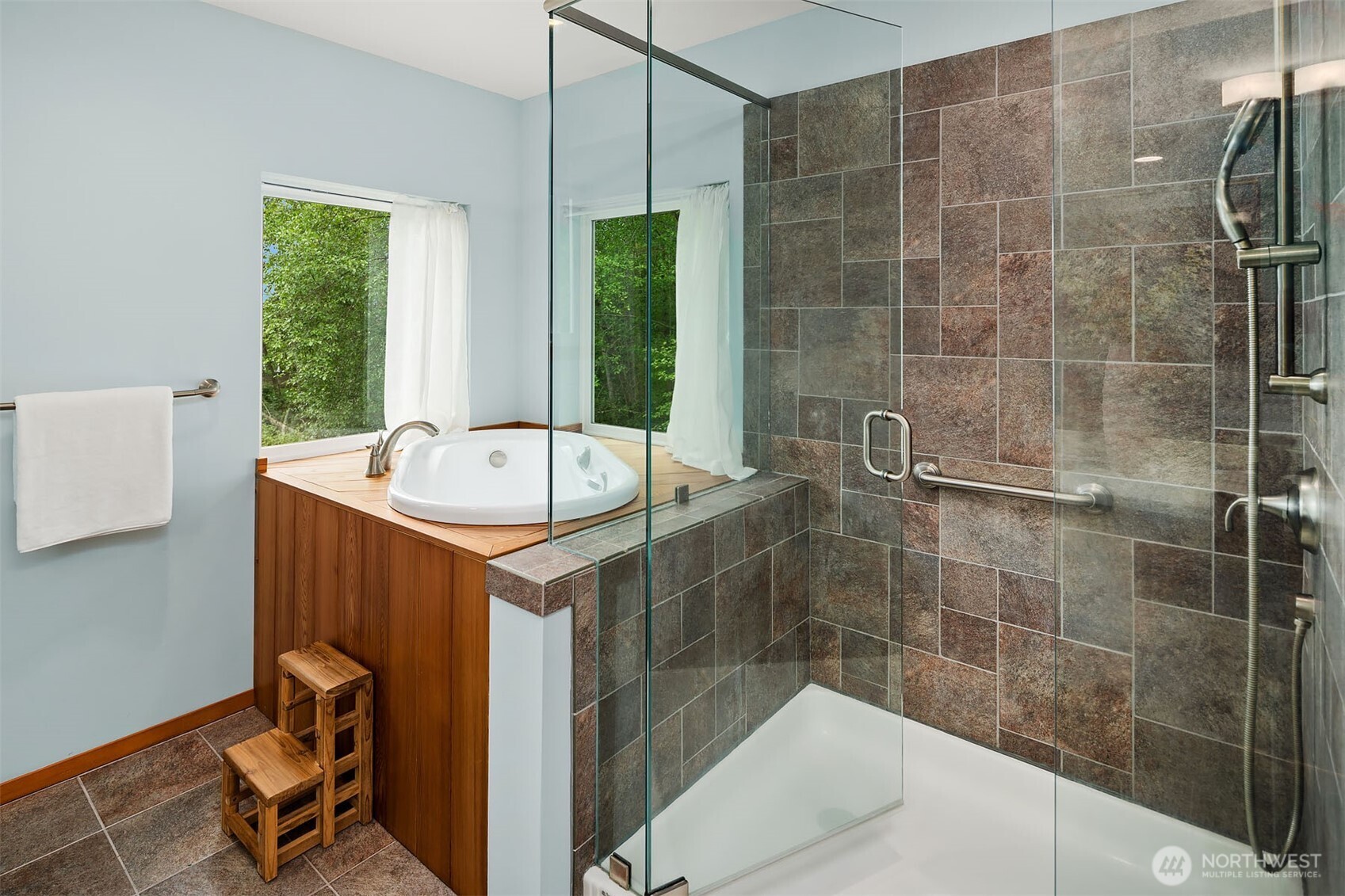 14730 75th Avenue NE Kenmore WA 98028