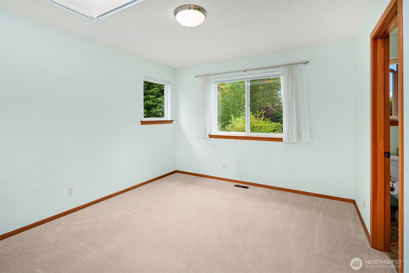 14730 75th Avenue NE Kenmore WA 98028
