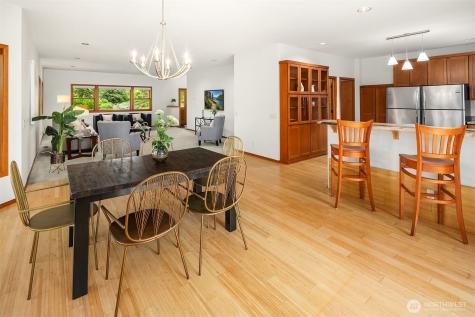 14730 75th Avenue NE Kenmore WA 98028