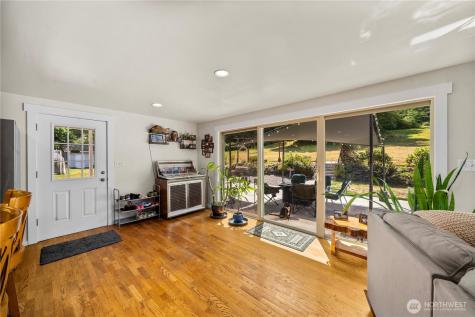 18201 Renton Maple Valley Road SE Maple Valley WA 98038
