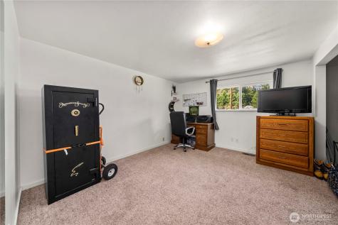 18201 Renton Maple Valley Road SE Maple Valley WA 98038