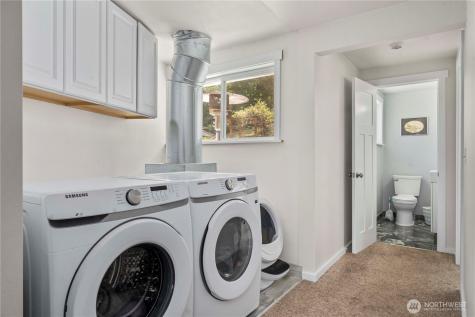 18201 Renton Maple Valley Road SE Maple Valley WA 98038