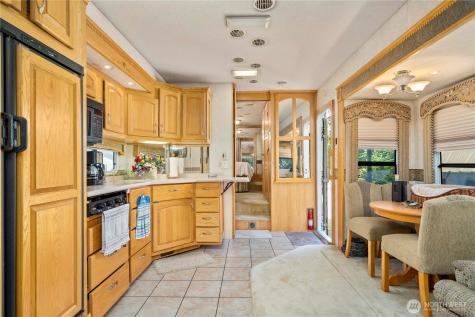 18201 Renton Maple Valley Road SE Maple Valley WA 98038