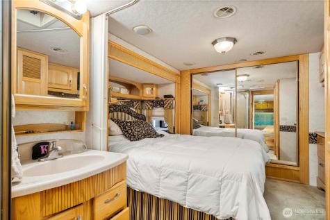18201 Renton Maple Valley Road SE Maple Valley WA 98038