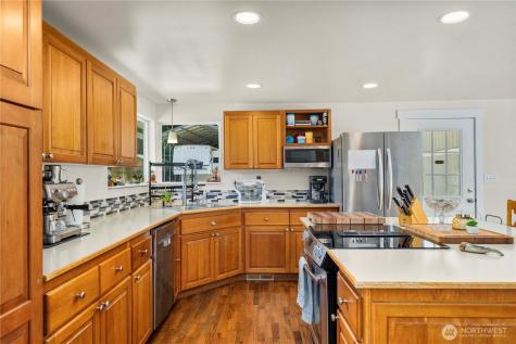 18201 Renton Maple Valley Road SE Maple Valley WA 98038