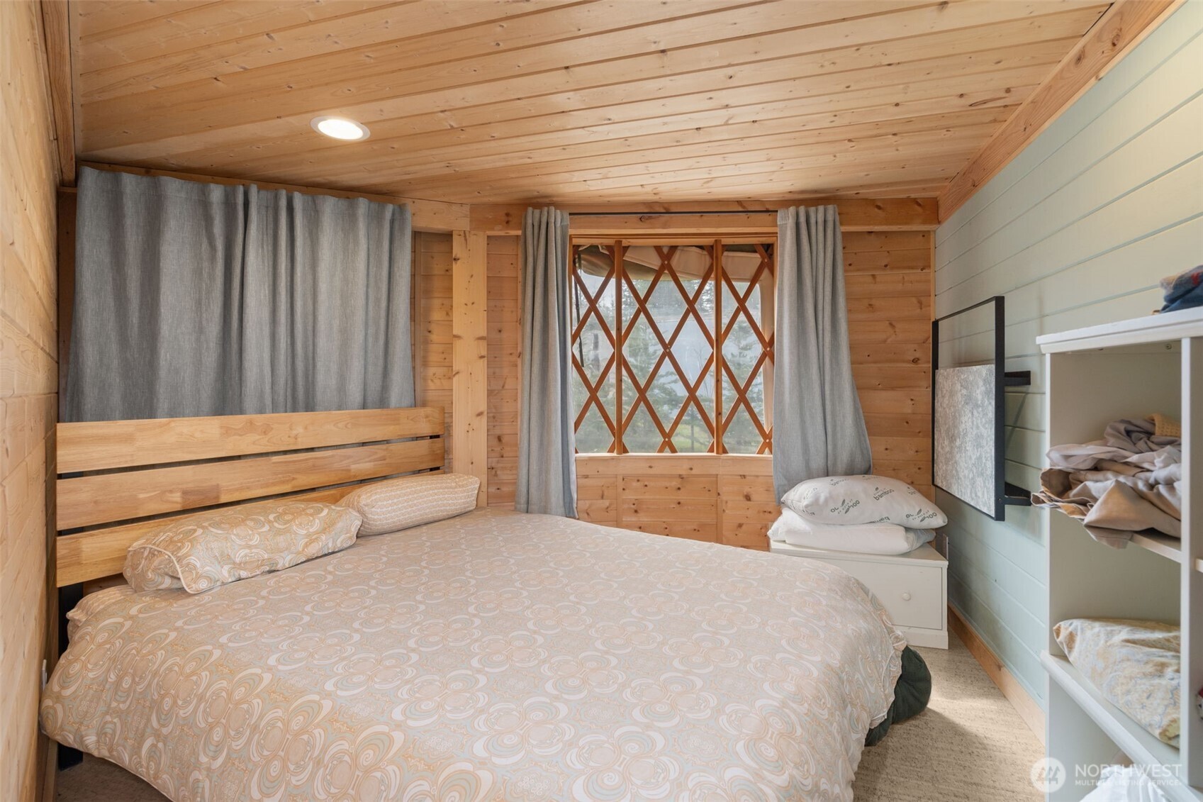 216 Eagle Peak Drive Packwood WA 98361