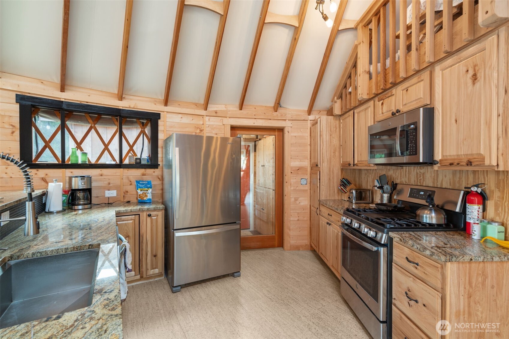 216 Eagle Peak Drive Packwood WA 98361