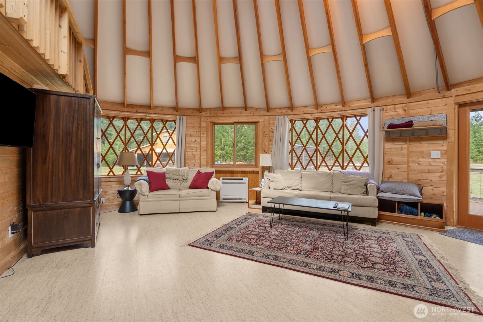 216 Eagle Peak Drive Packwood WA 98361