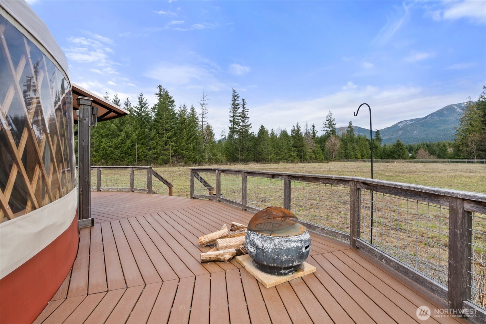 216 Eagle Peak Drive Packwood WA 98361