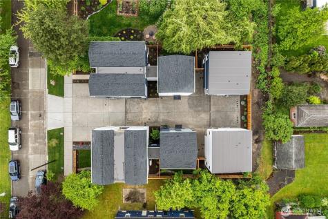 106 29th Avenue E Seattle WA 98112