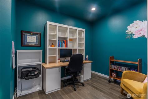 12704 64th Avenue E Puyallup WA 98373