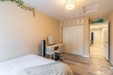 12704 64th Avenue E Puyallup WA 98373