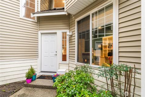 12704 64th Avenue E Puyallup WA 98373