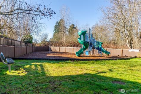 12704 64th Avenue E Puyallup WA 98373