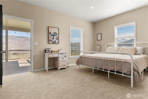 31 Rooster Flats Oroville WA 98844