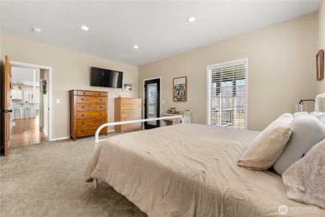 31 Rooster Flats Oroville WA 98844