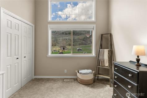 31 Rooster Flats Oroville WA 98844