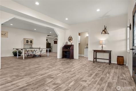 31 Rooster Flats Oroville WA 98844